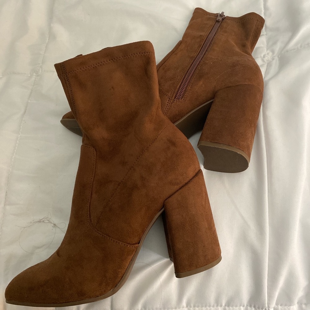 Steve Madden Booties size 6